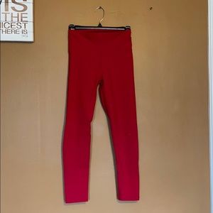 Echt scrunch butt leggings red medium